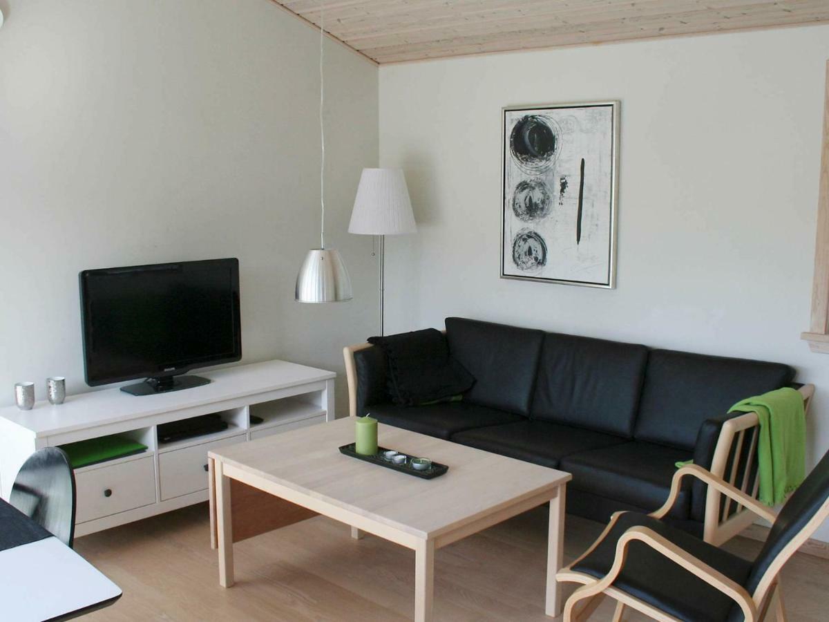 6 Person Holiday Home In Gudhjem Bagian luar foto
